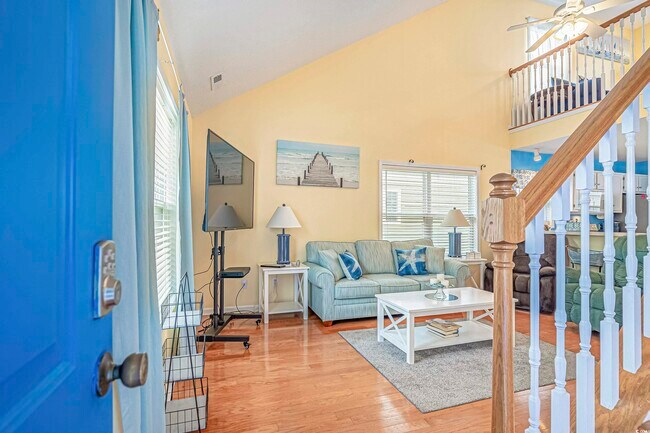 Foto del edificio - 829 Palmwood Cir