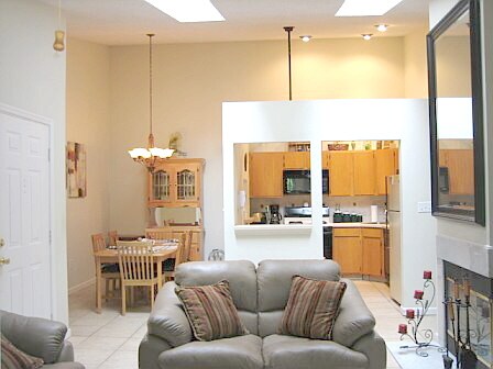 Foto del edificio - 316 Red Crest Ln