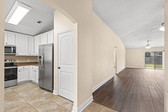 Foto del edificio - 4845 Makenna Cir