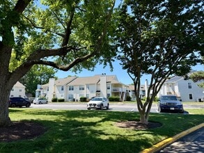 Building Photo - 608 Spirit Ct