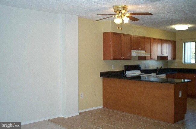 Foto del edificio - 15245 Coachman Terrace