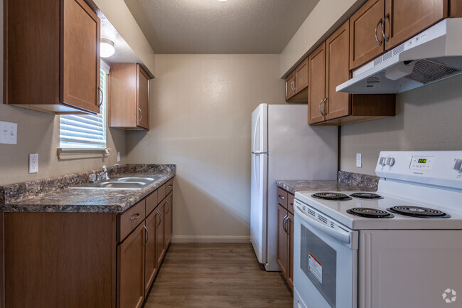 Bayou Gardens - Kitchen - Highland Pointe