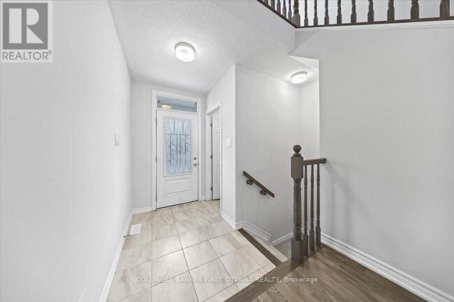 Building Photo - 509 Flagstaff Dr