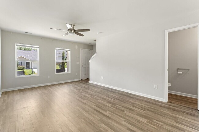 Foto del edificio - Charming 3-Bedroom Home in Millstone Subdi...