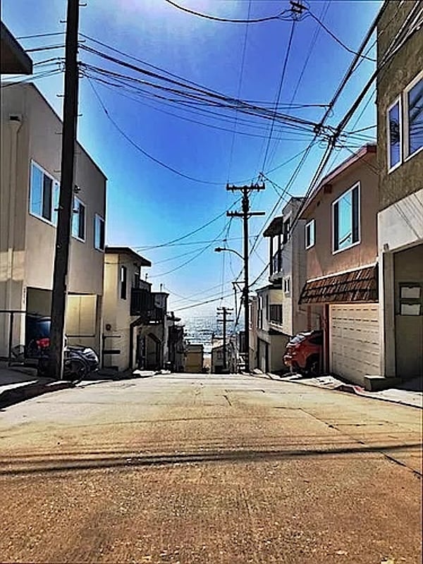 ¡A una cuadra de la playa! - 217 Kelp St