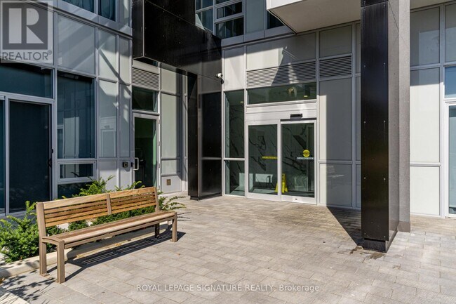 Photo du bâtiment - 513-1050 MAIN St