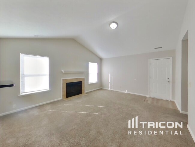 Building Photo - 625 Eastpointe Dr