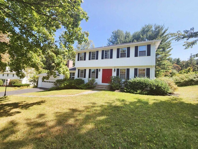 Building Photo - 18 Townsend Dr