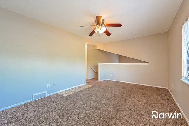 Building Photo - 2104 35th St Ct