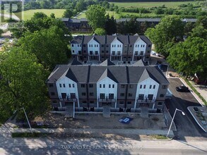 Building Photo - 1208 Fanshawe Park Rd E