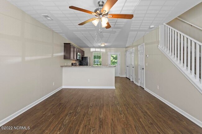Foto del edificio - 100 Virginia's Landing Ct