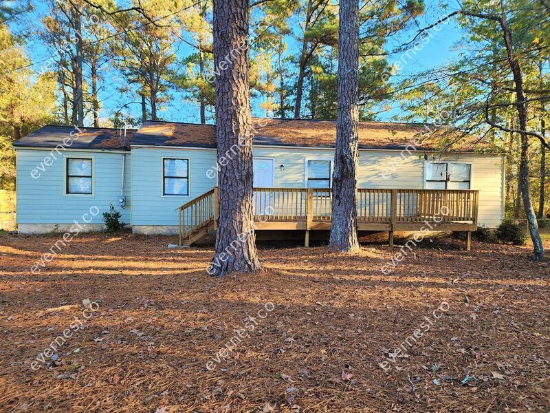 Primary Photo - 217 Millers Mill Rd