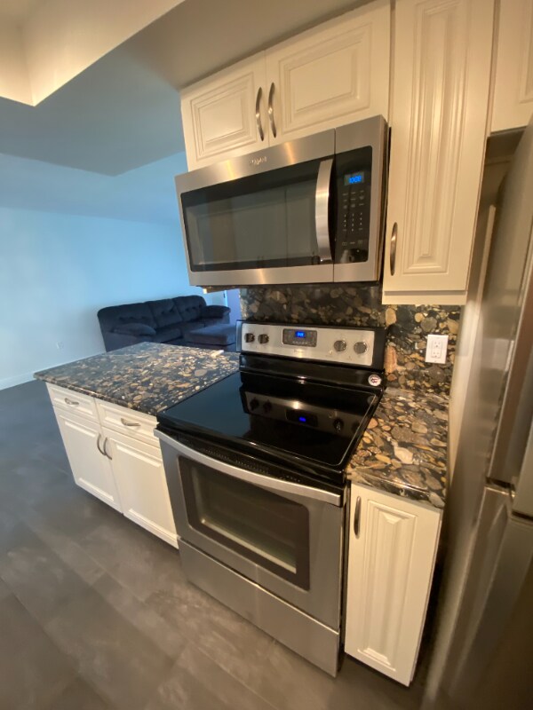 Foto del edificio - 2216 NW 22nd Ave