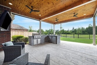 Building Photo - 18531 Duke Lake Dr