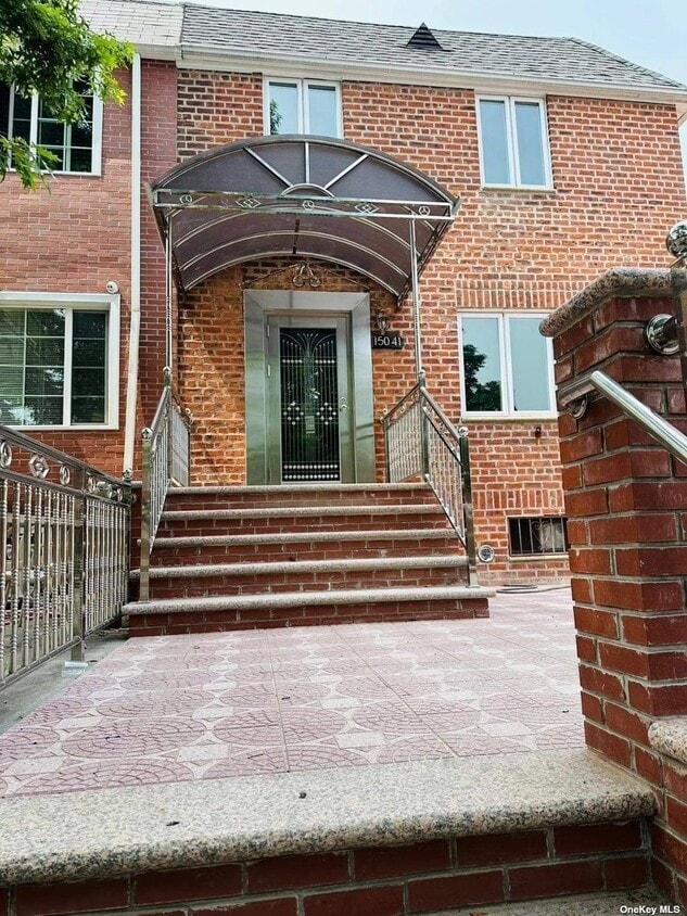 Foto principal - 150-41 78th Rd