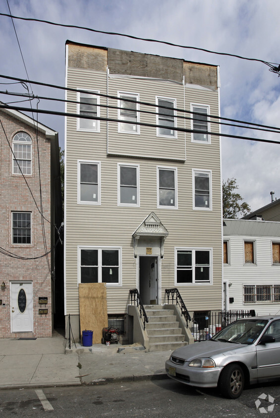 Building Photo - 50 Belmont Ave