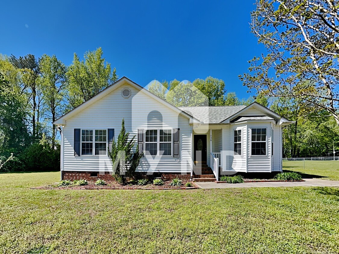 Primary Photo - 130 S Woodstone Dr