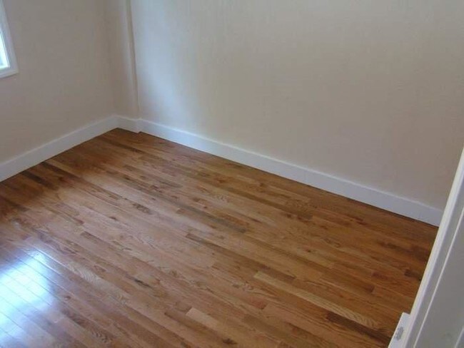 Foto del edificio - 306 S Watauga Ave
