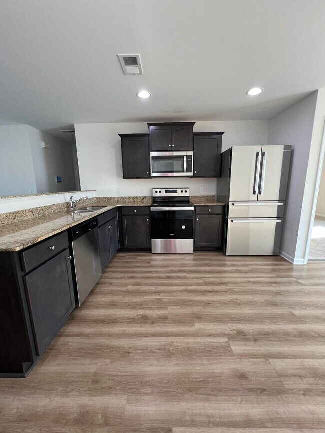 Building Photo - 2030 Catlet Ct