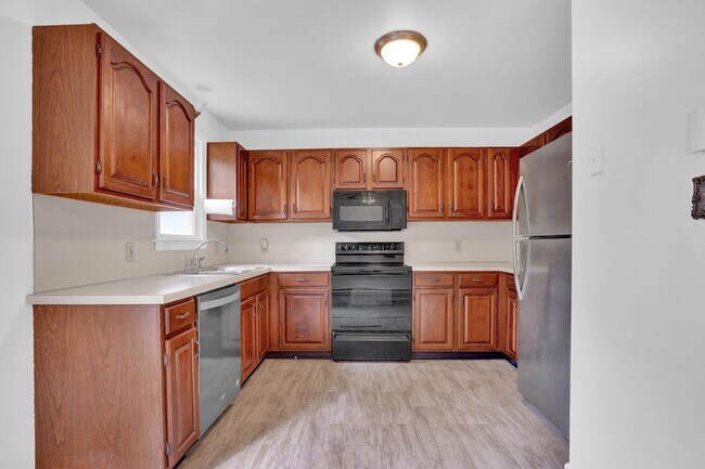 Foto del edificio - Charming 3 Bedroom, 1.5 Bath Townhome in Elizabethtown!