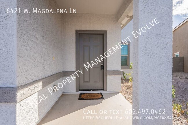 Foto del edificio - Beautiful Newer Build!