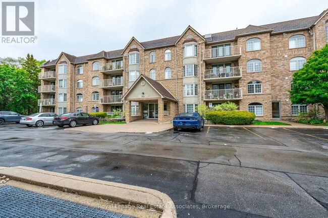 Building Photo - 216-B216 Plains Rd W