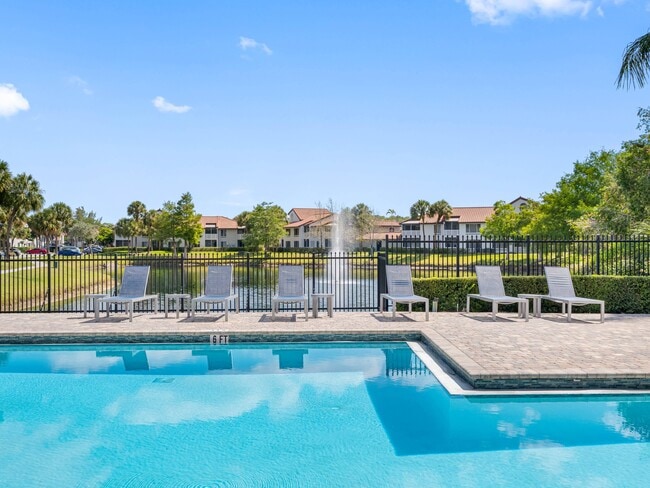 Building Photo - Boca Arbor Club Apartments