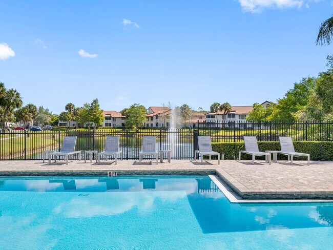 Foto del edificio - Boca Arbor Club Apartments