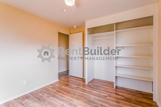 Foto del edificio - CALL US TODAY AT (505) 808-6467 TO SCHEDUL...