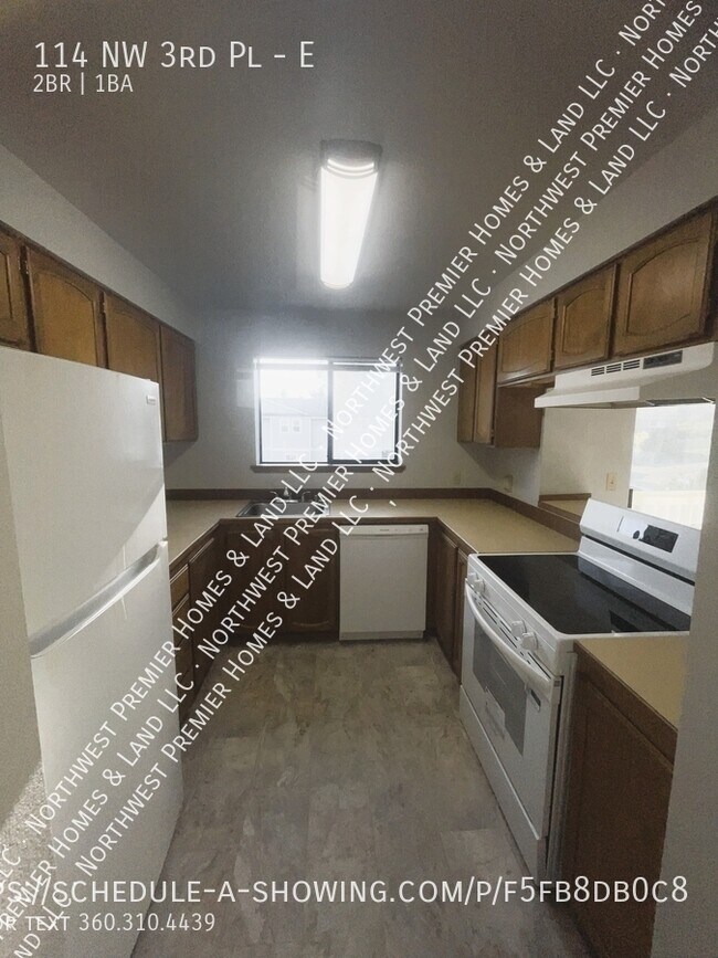 Foto del edificio - 114 NW 3rd Pl