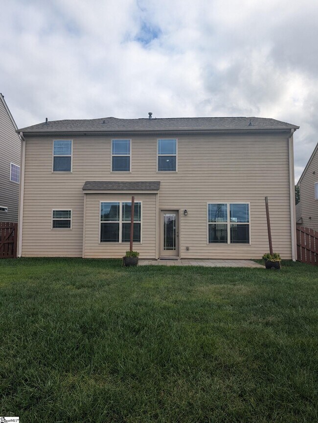 Building Photo - 212 Werninger Ct