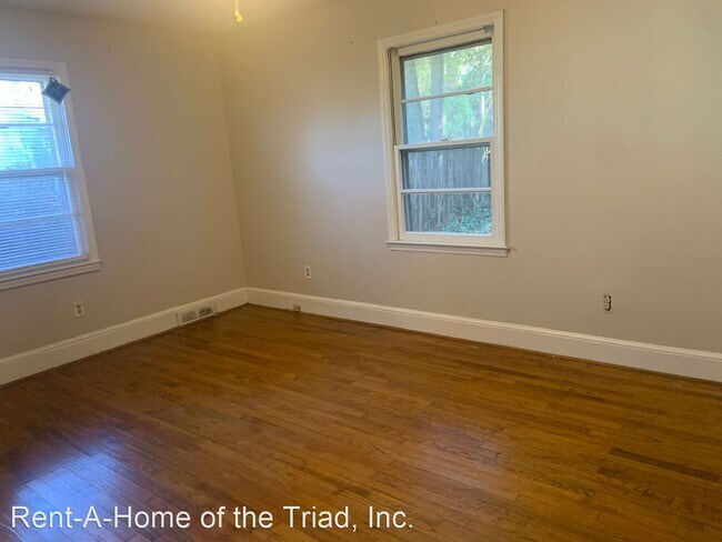 Building Photo - 3 br, 1 bath House - 703 Cliffside Terrace