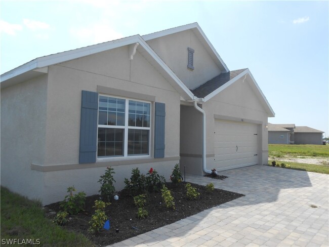 Building Photo - 416 Tropicana Pkwy E