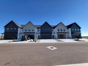 Building Photo - 1442 Big Mdw Dr
