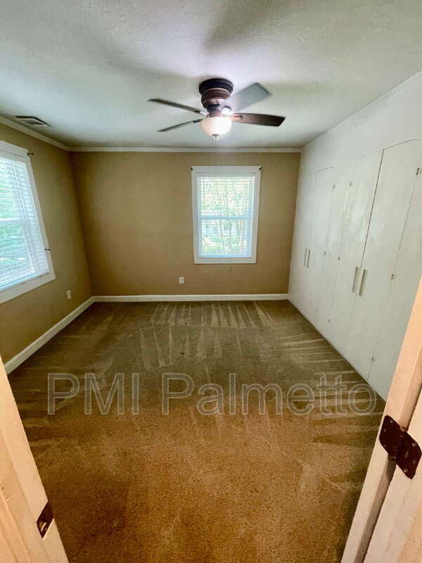 Building Photo - 241 Vallejo Cir
