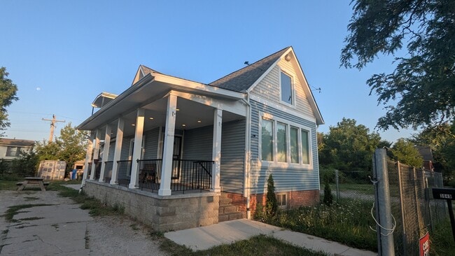Building Photo - 3049 18th St
