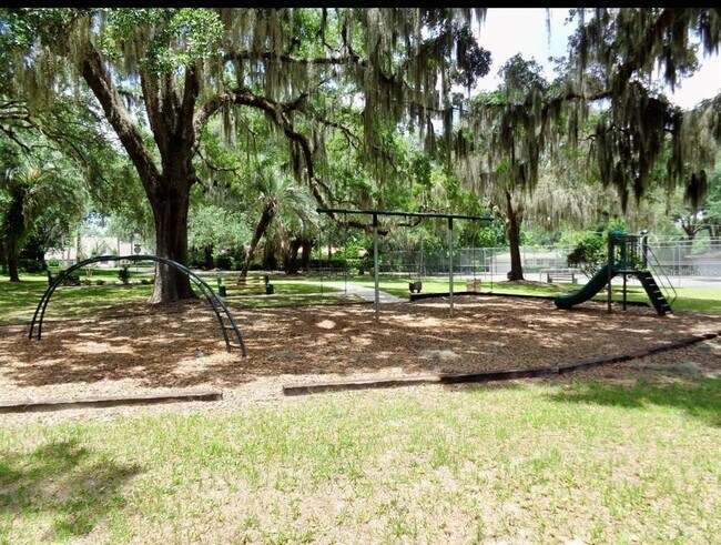 Foto del edificio - 2784 Whisper Lakes Club Cir