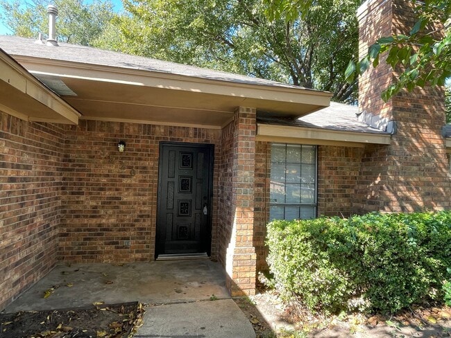 Photo - 3 BEDROOM 2 BATHROOM HOUSE IN DENTON