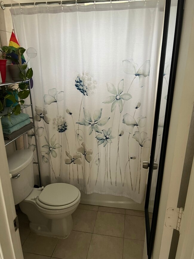 Building Photo - 4700 Washington St