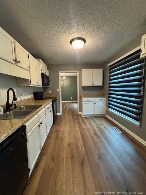 Foto del edificio - 7249 Pebblebrook Dr