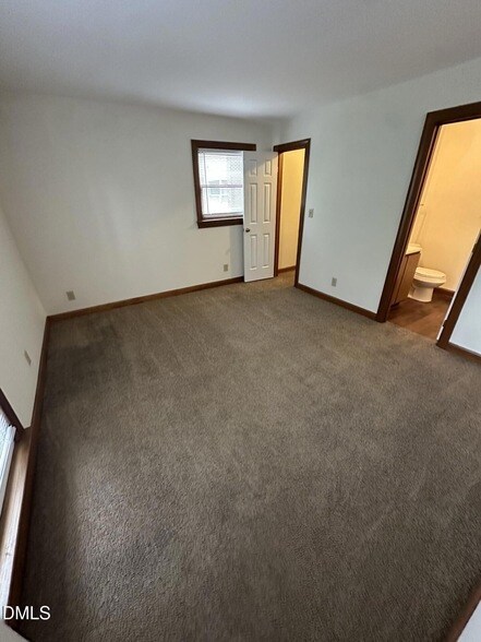 Foto del edificio - 3535 Ivy Commons Dr