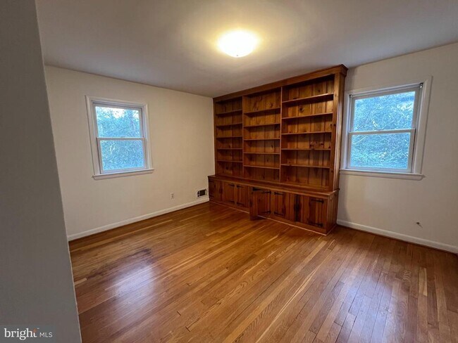 Foto del edificio - 1716 Macon St