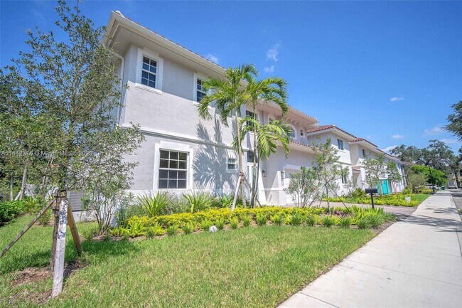 Foto del edificio - 3558 Forest View Cir