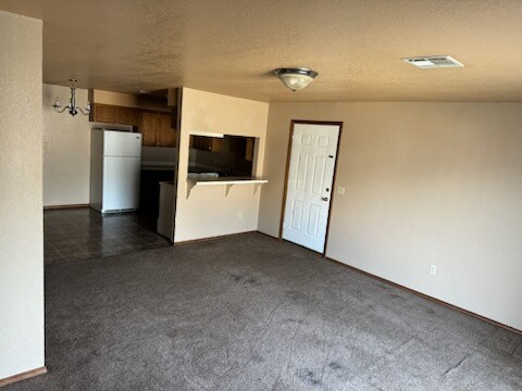 Building Photo - 902 Cynthia St