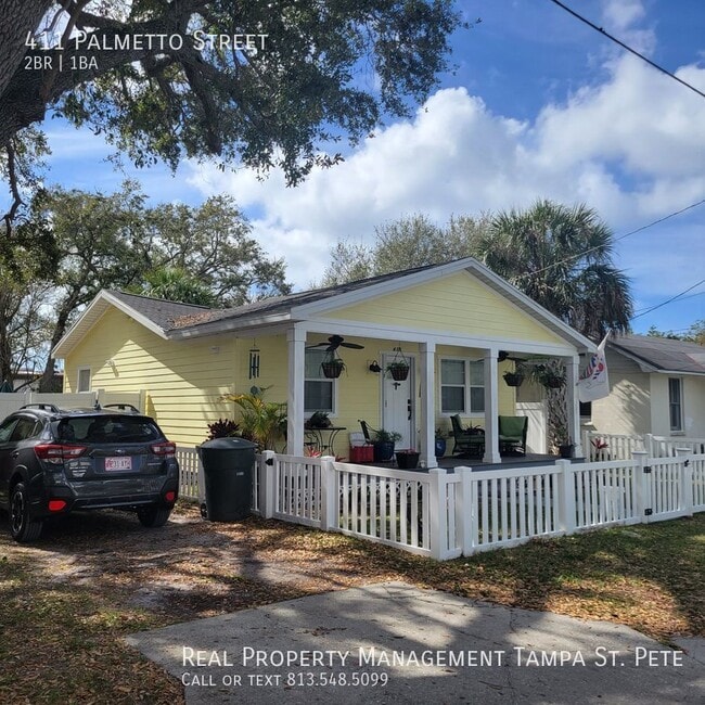 Building Photo - Ultra Cute Dunedin bungalow available May ...