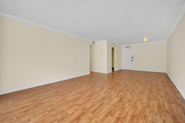 Foto del edificio - 2780 NE 183rd St