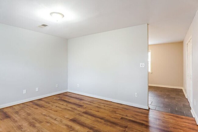Foto del edificio - 2537 23rd St Ensley