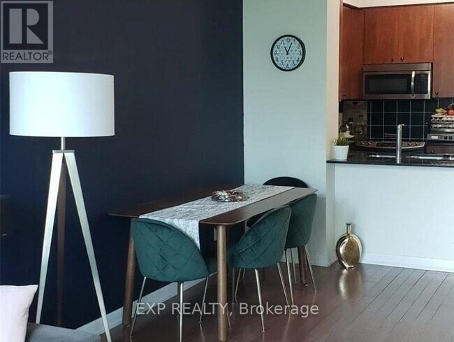 Building Photo - 205 Sherway Gardens Rd