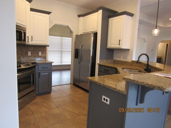Building Photo - Currington Farms Subdivision!