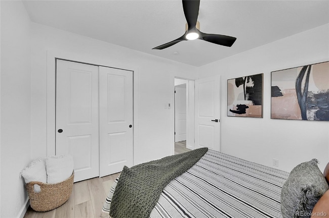 Building Photo - 461 W 71st Ave